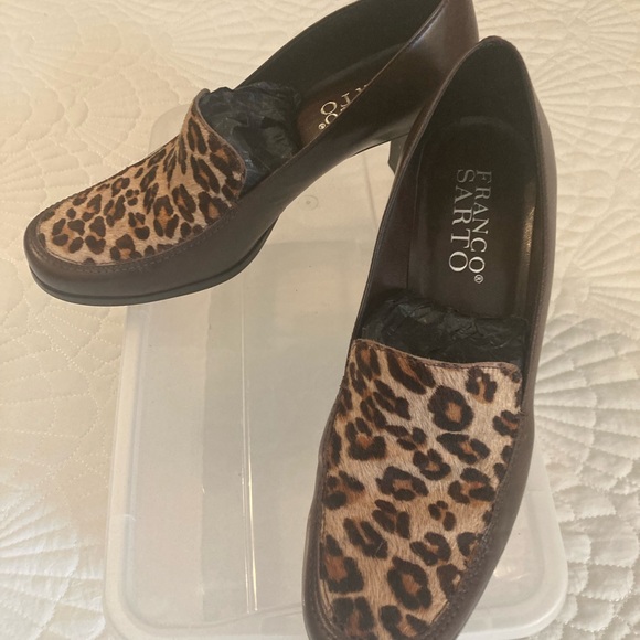 Franco Sarto leopard print/brown leather heels. Size 8 - Picture 2 of 6